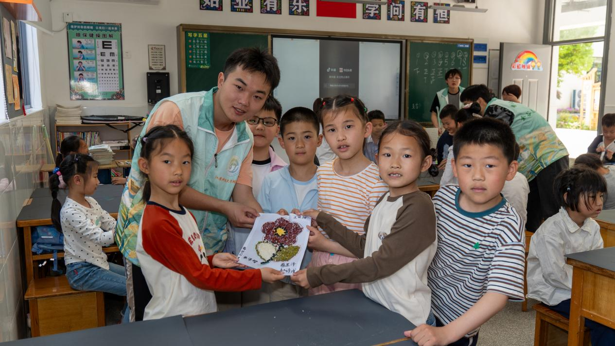 1745235617866126.png 图片2.png