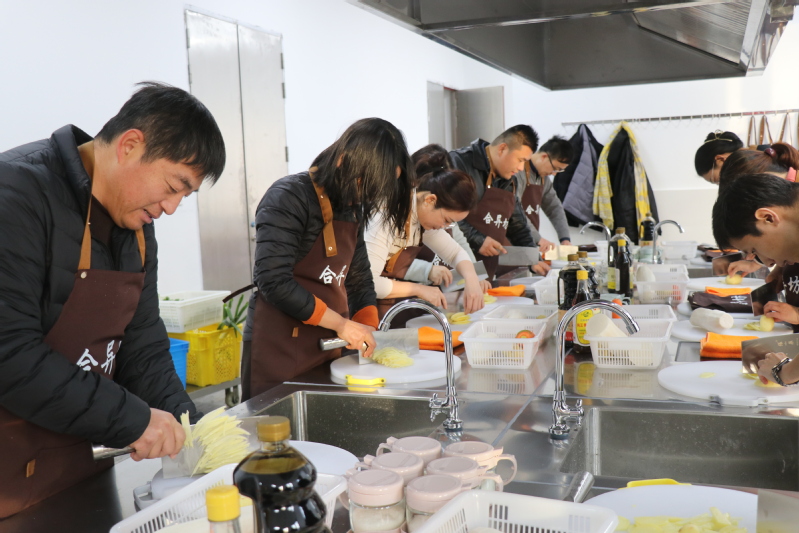 1703640843142840.jpg 5.jpg