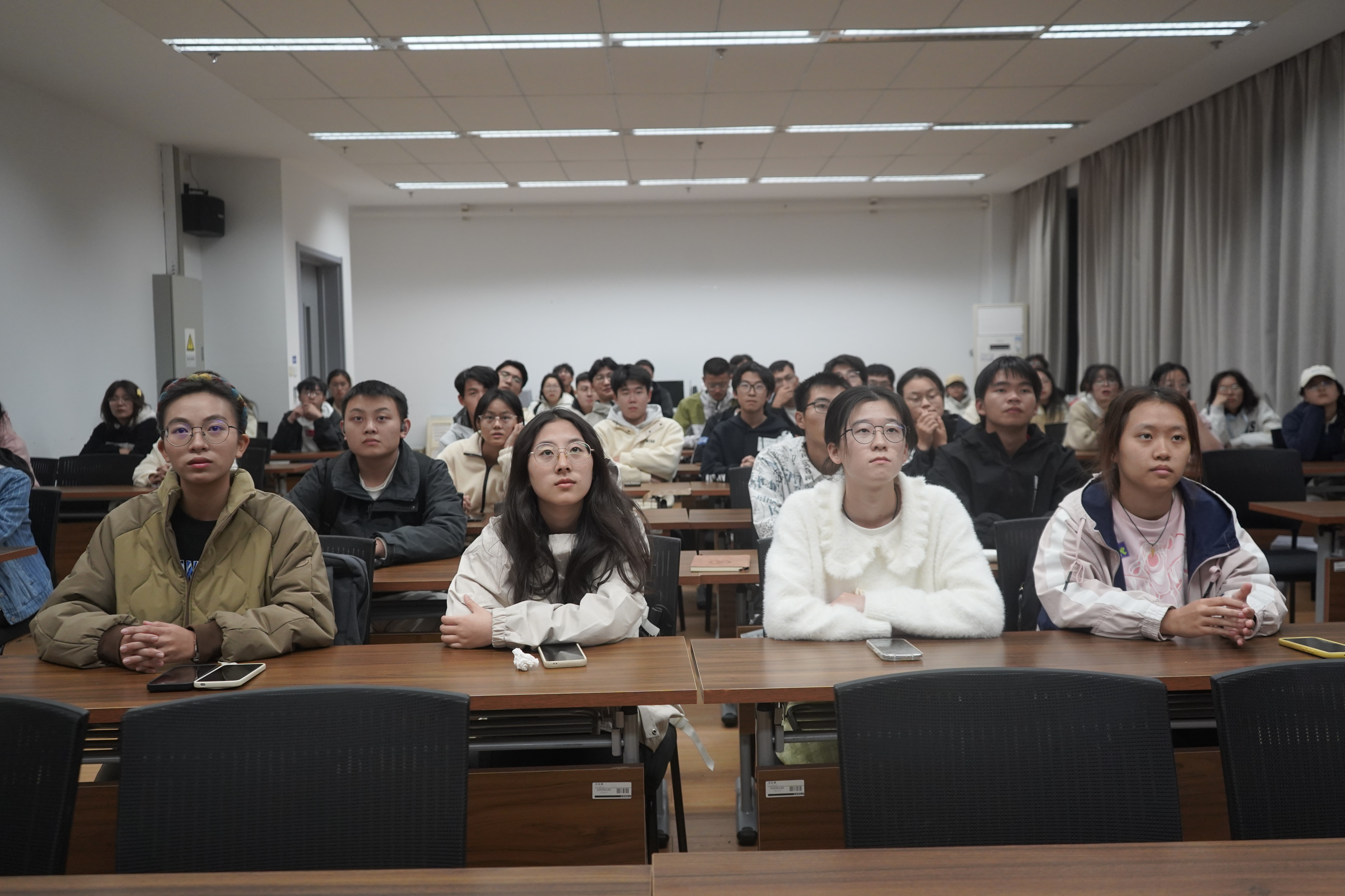 1731294362116858.jpg 1731294362116858.jpg