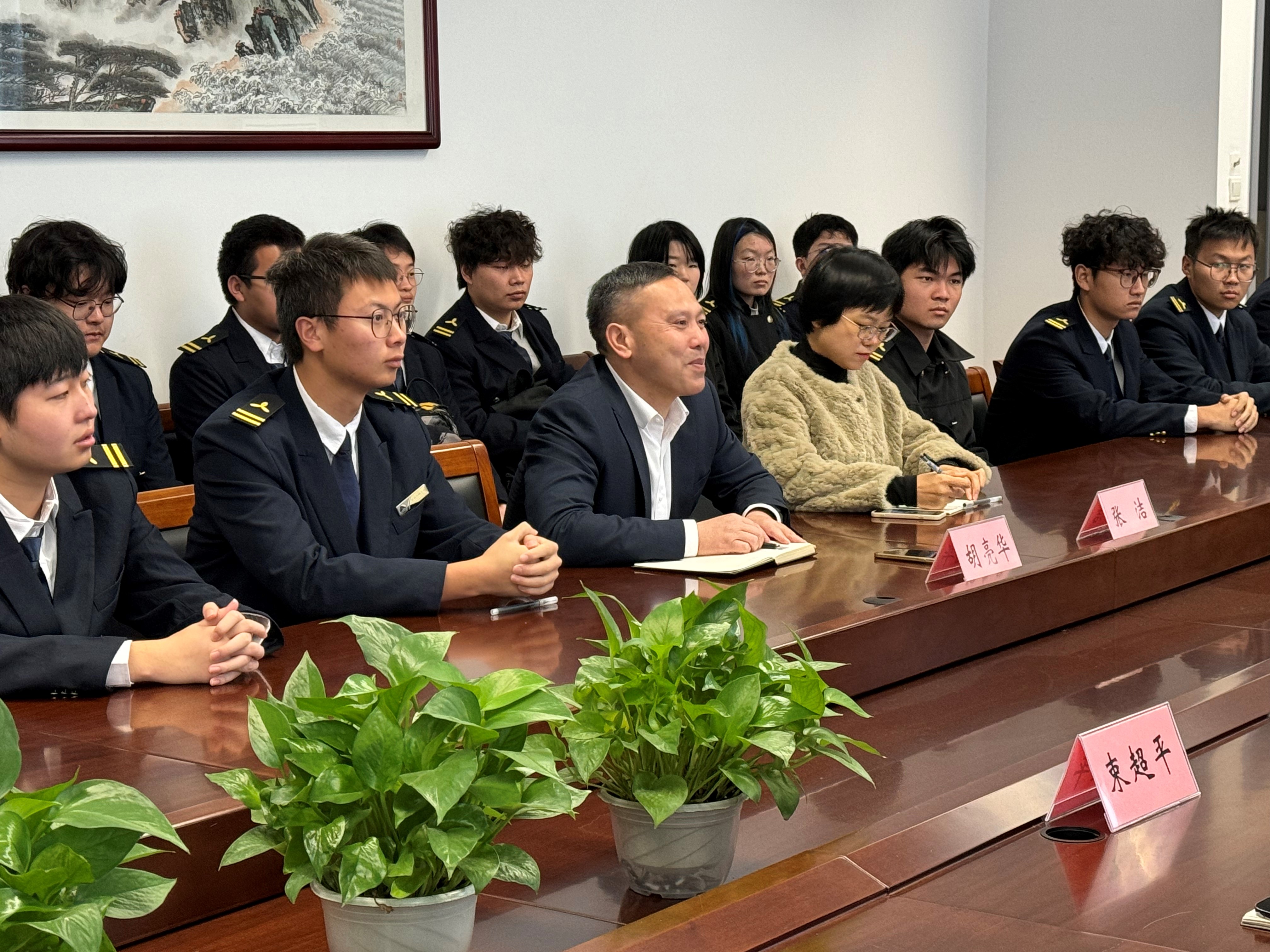 1732543818580468.jpg 2.jpg