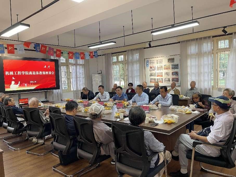 1731898195398783.jpg 4.jpg