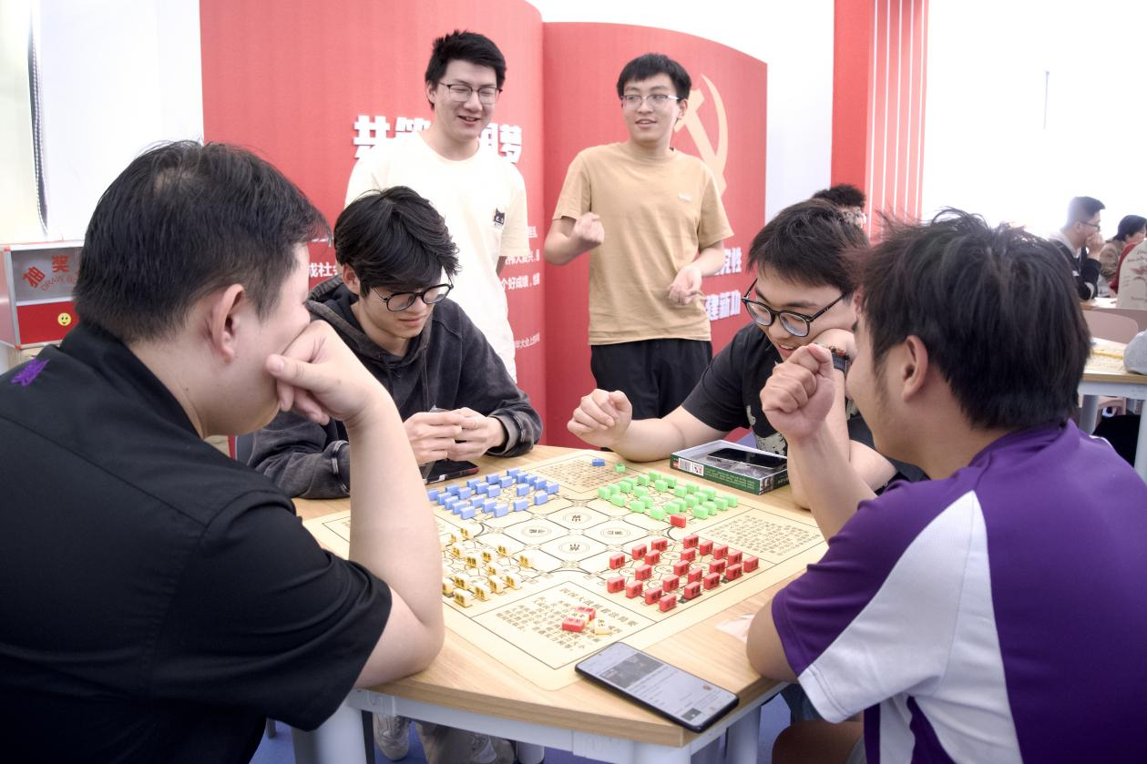 1745752059300929.png 图片2.png