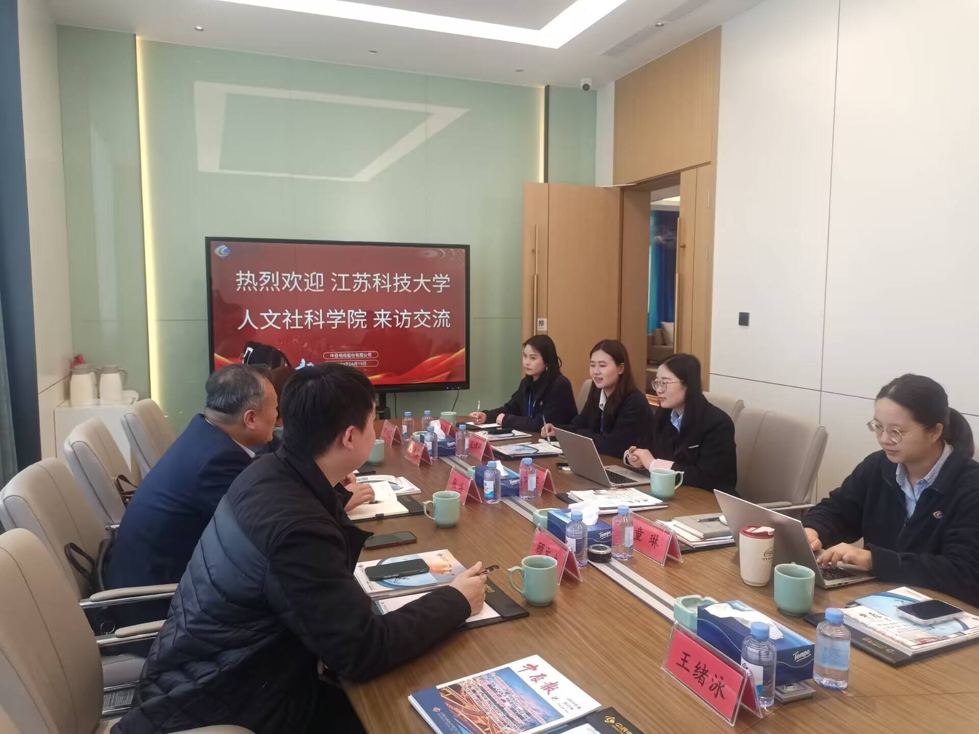 1713191474576615.jpg 1713191474576615.jpg