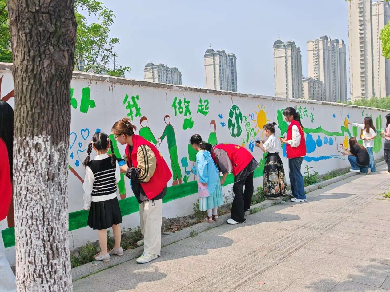 1745286123813304.jpg 图片2.jpg